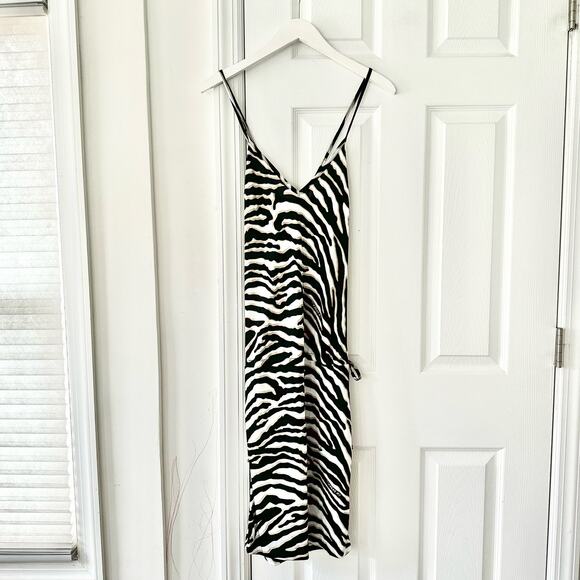 Iceberg Black White Zebra Animal Print Slinky Drop Waist Mini Dress Medium 44